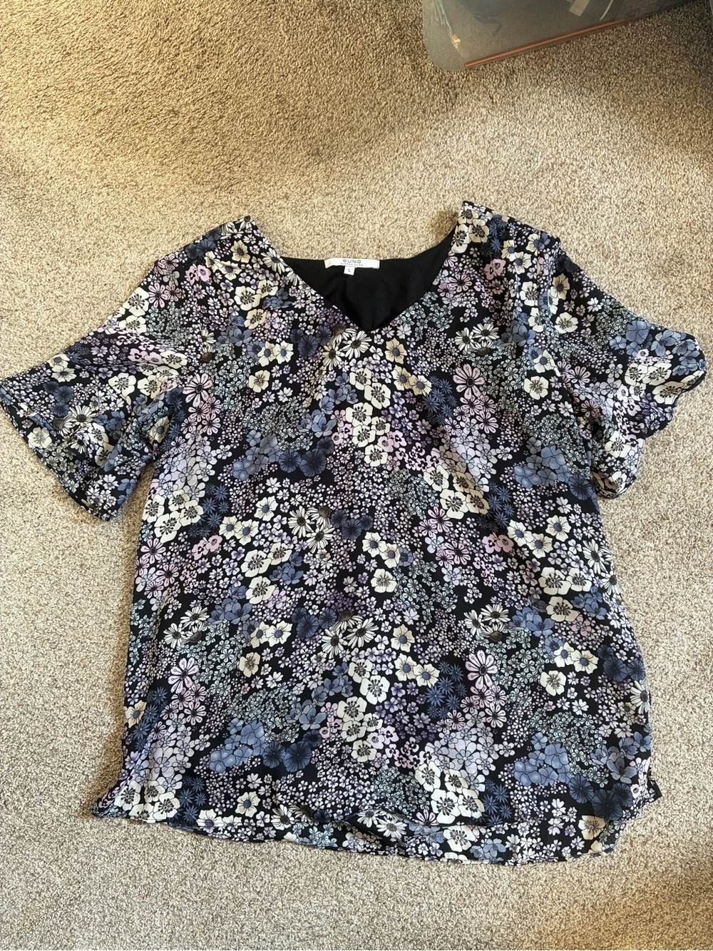 ALFRED SUNG Black Multi Floral V-Neck Blouse